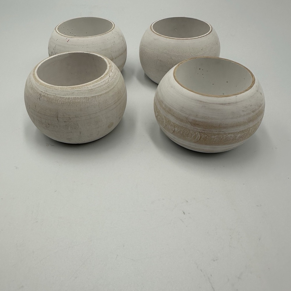 Natural Wood‎ Napkin Rings Holders White Distressed - Set Of 4